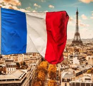 الاقتصاد الفرنسي يحقق نمواً 0.3 % متجاوز التوقعات 